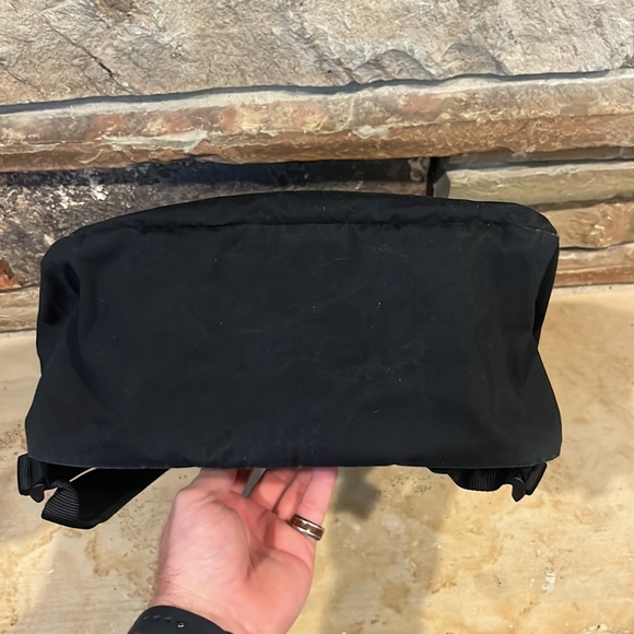 Fjallraven Vardag 25 L Black Classic Backpack - Picture 9 of 12